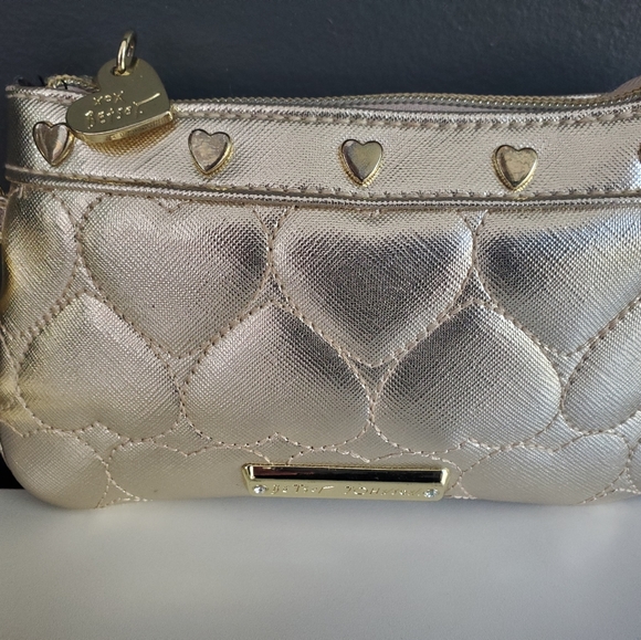 Betsy Johnson bag - Picture 3 of 9